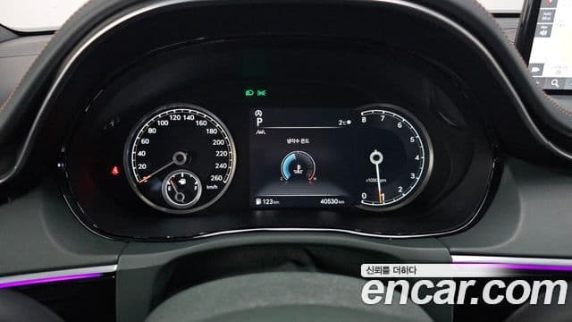 Genesis GV70, 2021 8