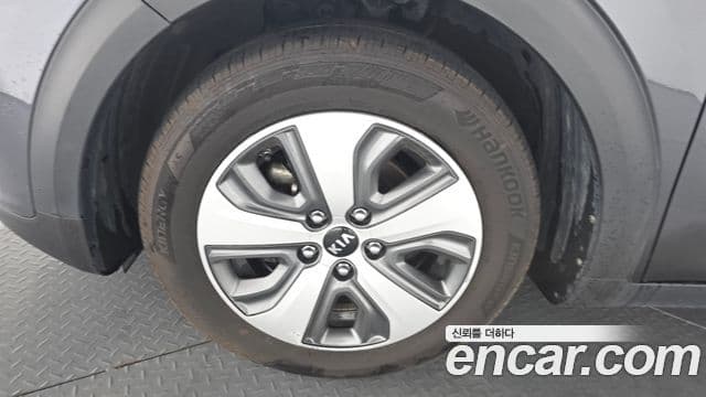 Kia The / новый New Niro Luxury, 2020 все фото