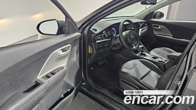 Kia The / новый New Niro Luxury, 2020 11