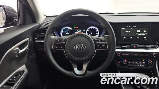 Kia The / новый New Niro Luxury, 2020 13