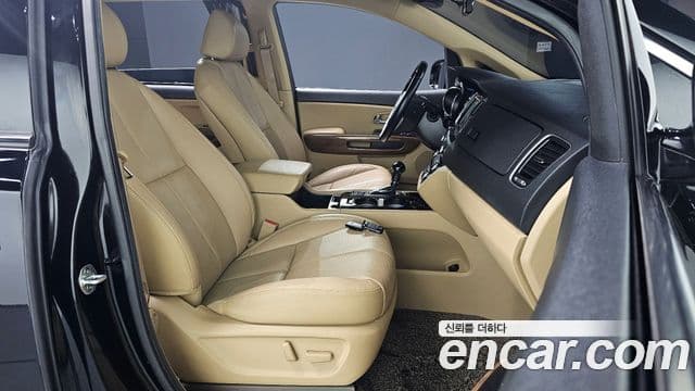 Kia All New Carnival President, 2016 10