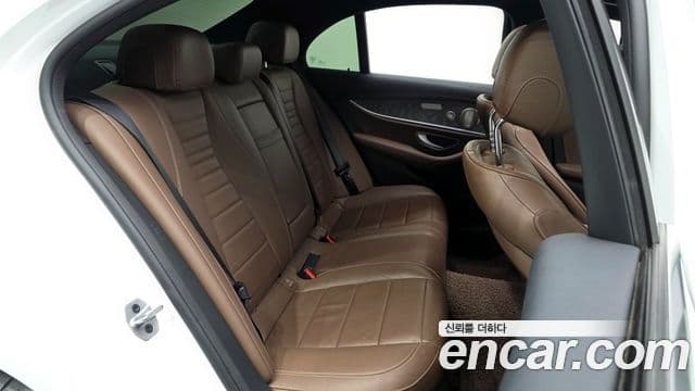 Mercedes-Benz E-класс W213 Exclusive, 2023 12