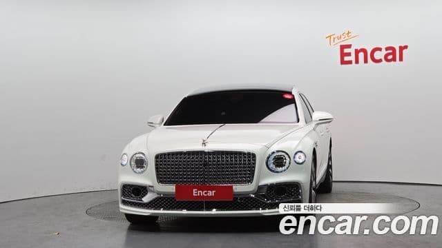 Bentley Flying Spur 3세대 4.0 Azure, 2024 3