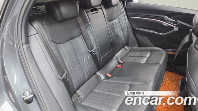 Audi e-Tron 55 Quattro Sportback, 2022 12