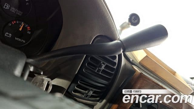 Chevrolet 아스트로밴, 1997 9