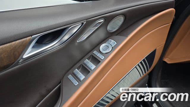 Genesis electrified G80 (RG3) e-AWD, 2022 17