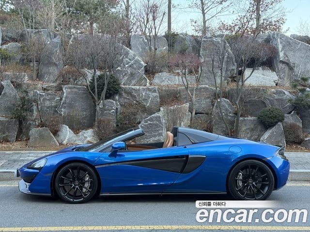 맥라렌 570S 3.8 Spyder, 2018 3