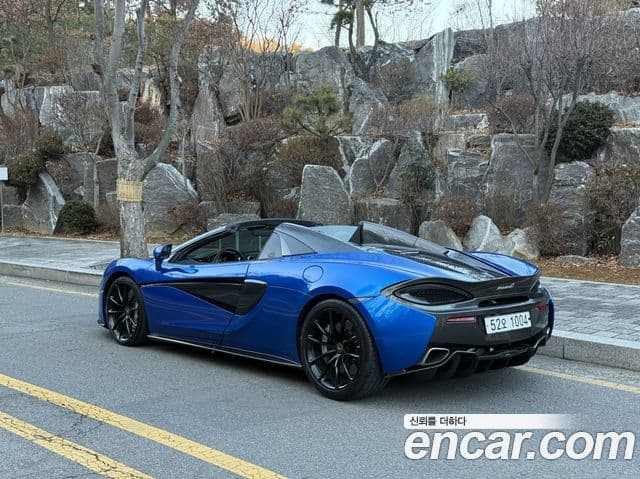 맥라렌 570S 3.8 Spyder, 2018 4