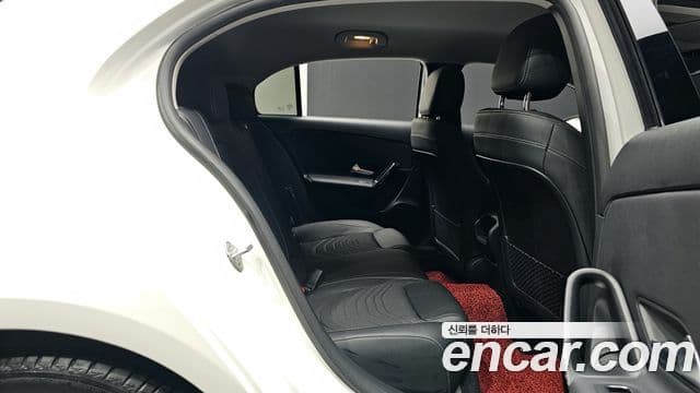 Mercedes-Benz A-класс W177 A220 хэтчбек, 2019 12