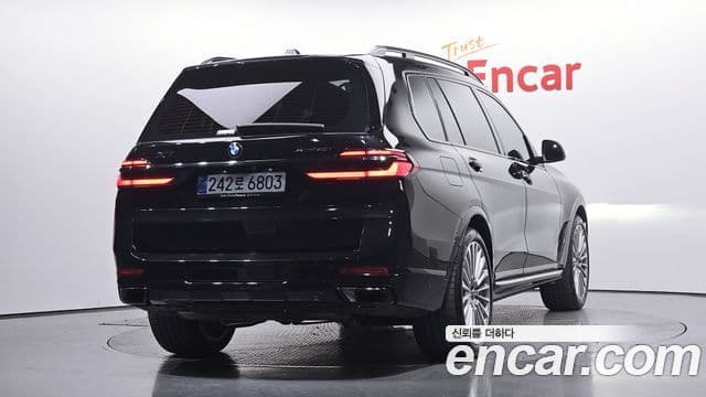 BMW X7 (G07) xDrive 40i Design Pure Excellence 6인승, 2025 2