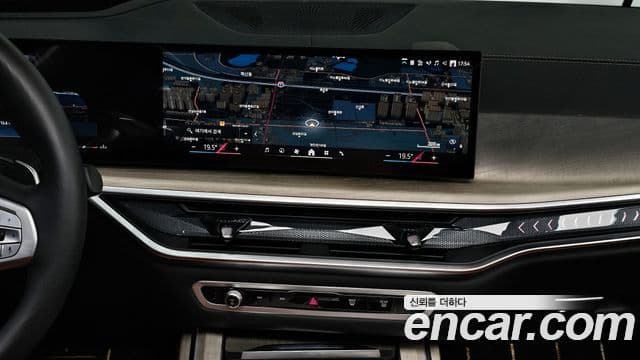 BMW X7 (G07) xDrive 40i Design Pure Excellence 6인승, 2025 14