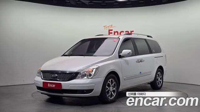 Kia Carnival R топовая версия, 2014 1