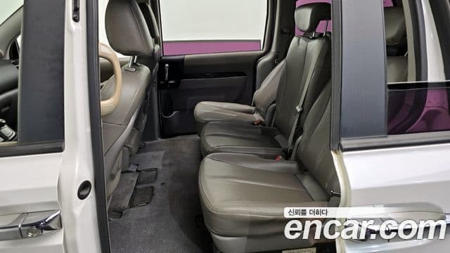 Kia Carnival R топовая версия, 2014 11