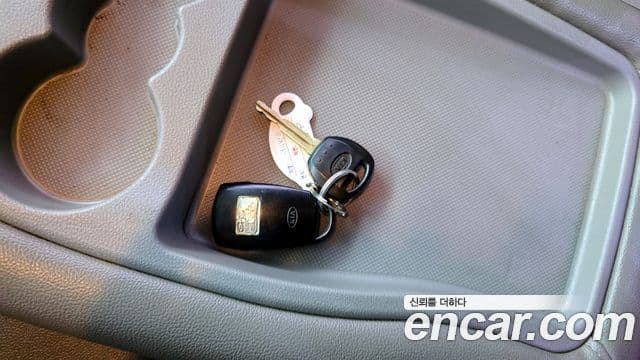 Kia Carnival R топовая версия, 2014 19