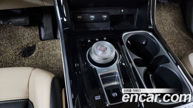 Kia Carnival 4세대 9인승 High Limousine(компания по спецнадстройкам), 2021 9