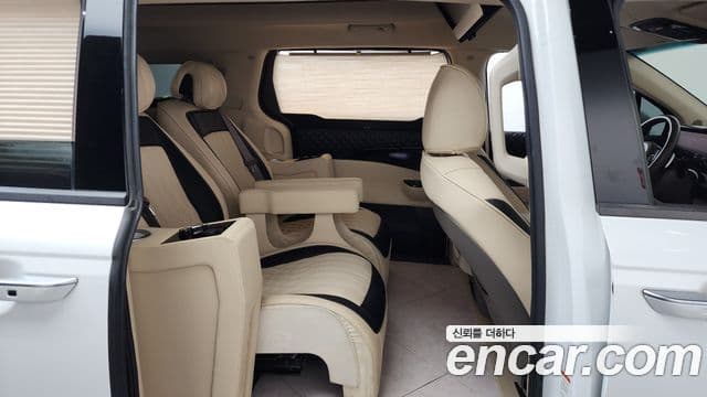 Kia Carnival 4세대 9인승 High Limousine(компания по спецнадстройкам), 2021 12