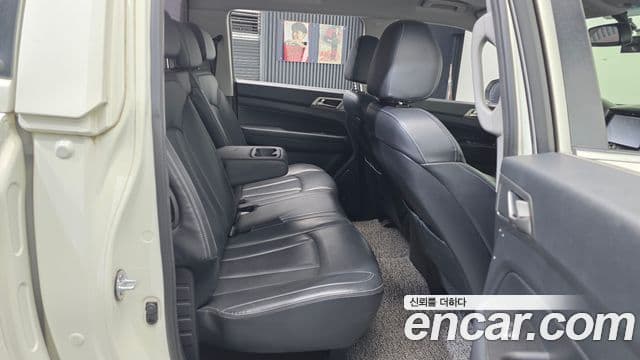 KG모빌리티(SsangYong) Rexton Sport Adventure, 2018 12