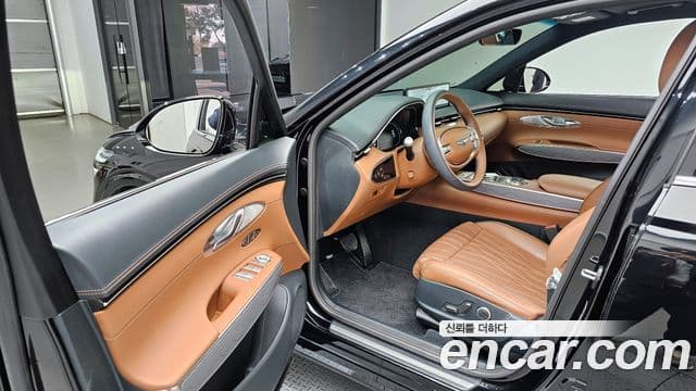 Genesis GV70, 2022 10