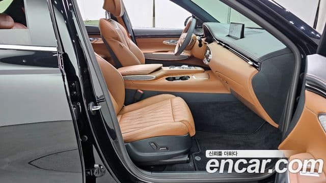 Genesis GV70, 2022 11