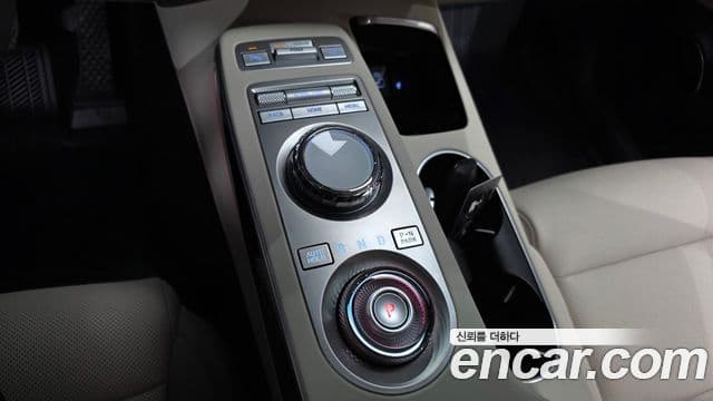 Genesis GV70, 2024 9