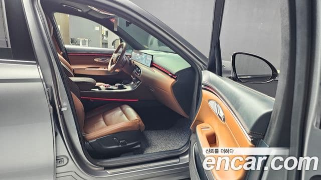 Genesis GV70, 2025 10