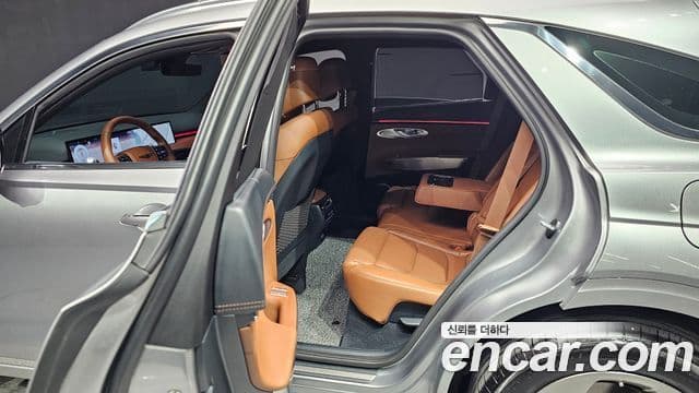 Genesis GV70, 2025 12