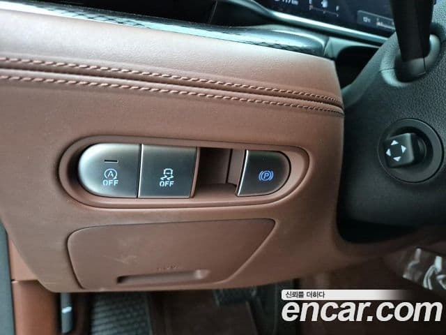 Genesis G90 (RS4) бензин 3.5 турбо AWD, 2024 18