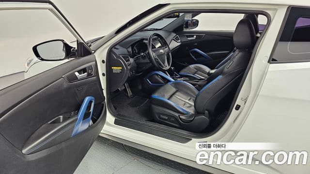 Hyundai Veloster турбо GDi Extreme, 2013 11