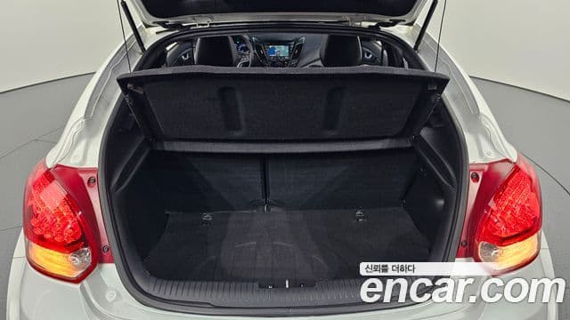 Hyundai Veloster турбо GDi Extreme, 2013 20