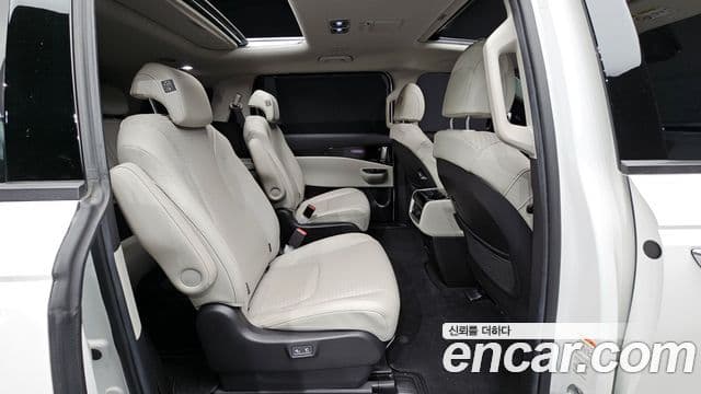 Kia Carnival 4세대 Signature, 2021 11