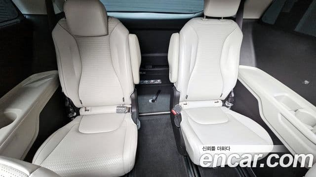 Kia Carnival 4세대 Signature, 2021 12