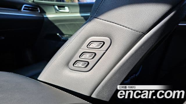 Kia K5 3세대 Signature, 2021 19