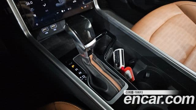 KG모빌리티(SsangYong) Torres T7, 2024 9