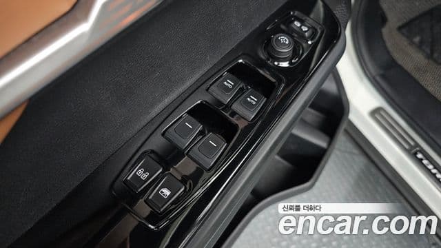 KG모빌리티(SsangYong) Torres T7, 2024 13