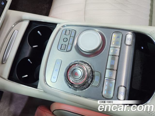 Genesis G90 (RS4) бензин 3.5 турбо AWD, 2023 9