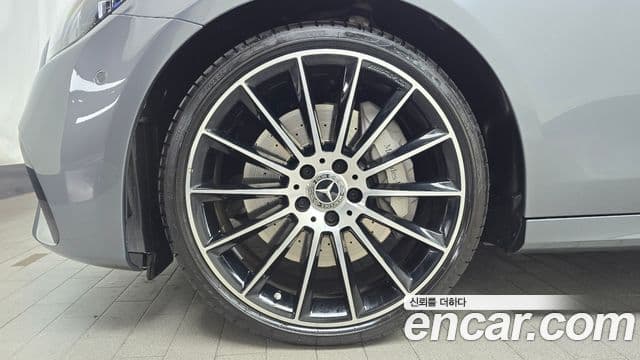 Mercedes-Benz E-класс W213 AMG Line, 2023 все фото