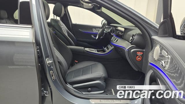 Mercedes-Benz E-класс W213 AMG Line, 2023 10