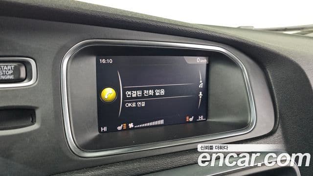 Volvo V40 2세대, 2018 16