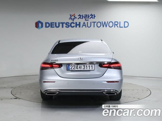 Mercedes-Benz E-класс W213 Avantgarde, 2022 4