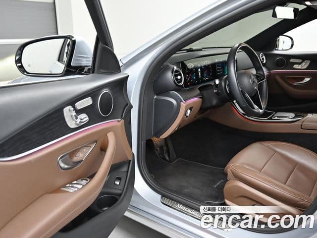 Mercedes-Benz E-класс W213 Avantgarde, 2022 11