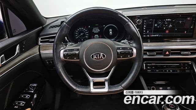 Kia K5 3세대 Signature, 2021 13