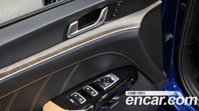 Kia K5 3세대 Signature, 2021 18