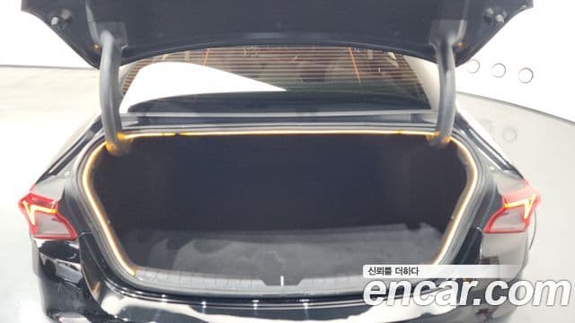 Kia K5 гибрид 3세대 Prestige, 2020 20