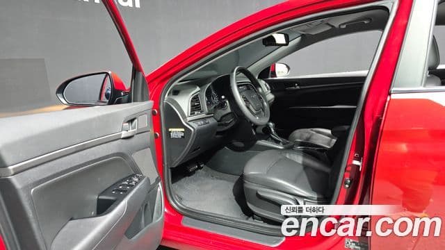 Hyundai Avante AD 1.6 GDI Value Plus, 2018 10