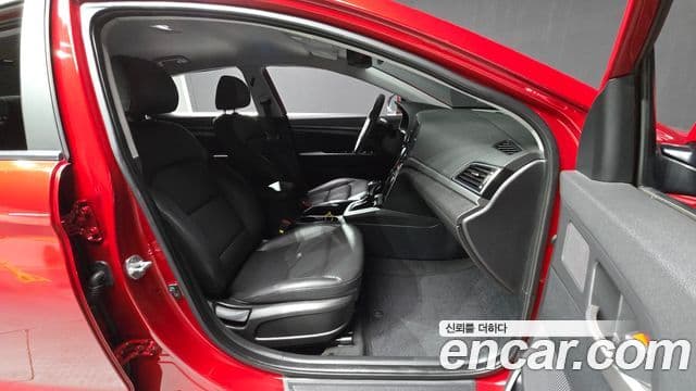 Hyundai Avante AD 1.6 GDI Value Plus, 2018 11