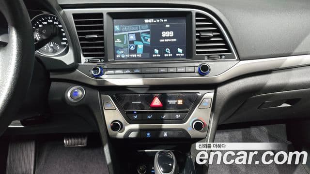 Hyundai Avante AD 1.6 GDI Value Plus, 2018 14