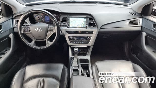Hyundai LF Sonata гибрид Modern, 2015 7