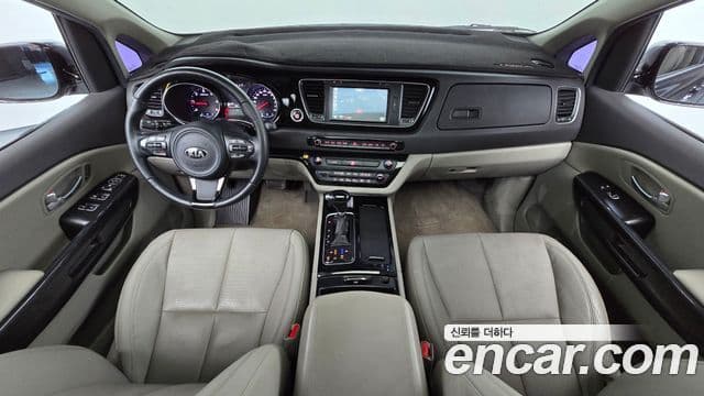Kia All New Carnival Noblesse, 2015 7
