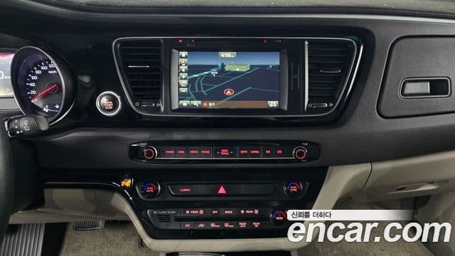 Kia All New Carnival Noblesse, 2015 15