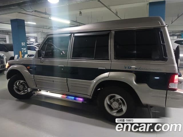 Hyundai 갤로퍼 2 9인승 V6 LPG, 1999 4